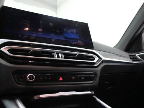 Used 2024 BMW 430i Convertible image 16