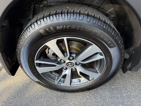 Used 2016 Toyota RAV4 XLE FWD image 36
