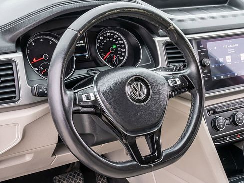 Used 2018 Volkswagen Atlas SE image 25