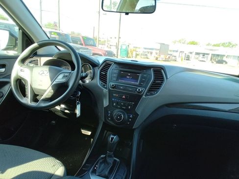 Used 2018 Hyundai Santa Fe Sport FWD image 14