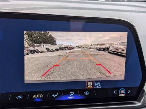 New 2026 Chevrolet Equinox EV LT image 21