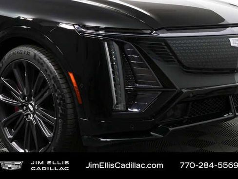 Certified 2026 Cadillac Lyriq V w/ LPO, Floor Liner Package AWD/4WD image 38