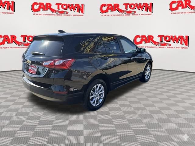 Used 2020 Chevrolet Equinox LS w/ LS Convenience Package FWD image 3