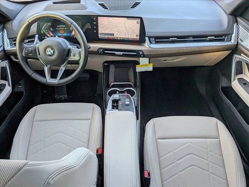 Used 2025 BMW X1 xDrive28i image 15