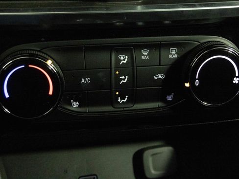 Certified 2024 Buick Encore GX Sport Touring w/ Comfort Package image 22