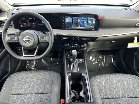 New 2026 Nissan Kicks SV FWD image 17