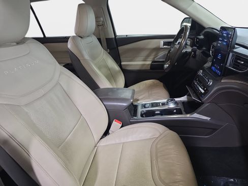 Used 2020 Ford Explorer Platinum AWD/4WD image 10