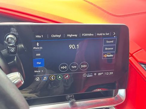Used 2023 Chevrolet Corvette Stingray Premium Conv w/ Z51 Performance Package RWD image 19