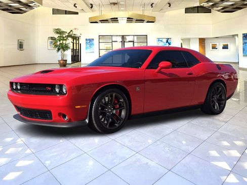 Used 2021 Dodge Challenger R/T Scat Pack w/ Dynamics Package image 1