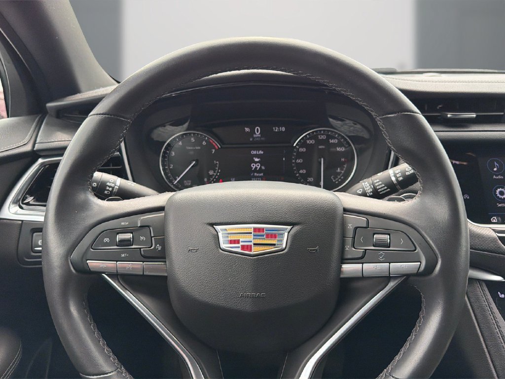 Certified 2024 Cadillac XT6 Luxury w/ LPO, Floor Liner Package FWD image 21