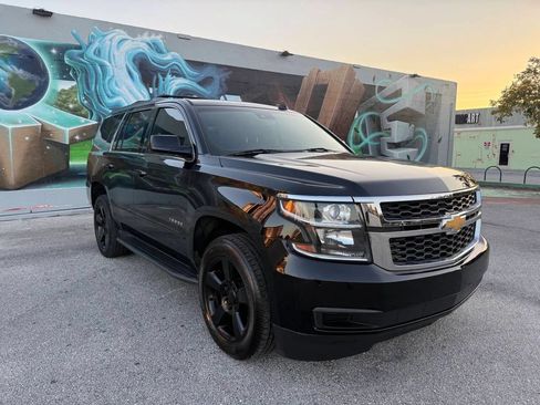 Used 2017 Chevrolet Tahoe LS w/ All-Season Package RWD image 4