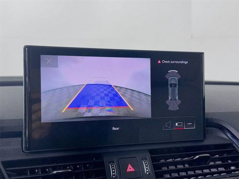 Used 2022 Audi Q5 2.0T Premium image 23