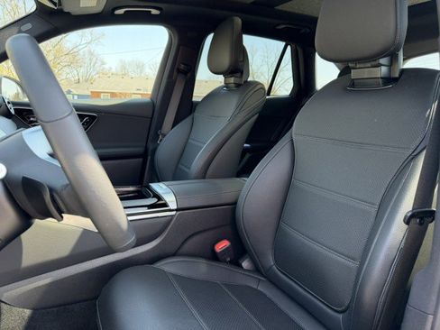 Certified 2026 Mercedes-Benz GLC 300 4MATIC image 19