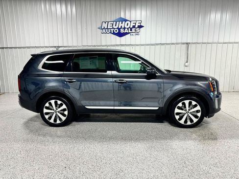 Used 2020 Kia Telluride S FWD image 1