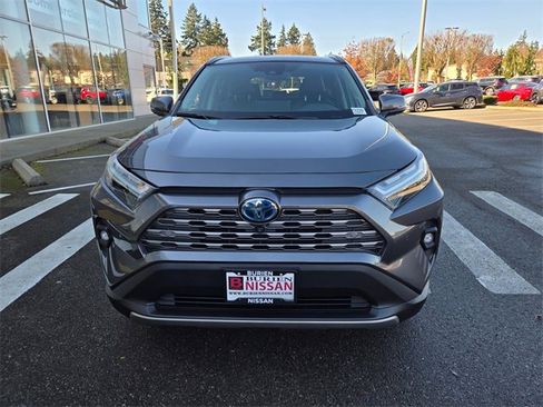 Used 2022 Toyota RAV4 Limited image 3