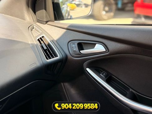 Used 2018 Ford Focus ST w/ Equipment Group 401A FWD image 14