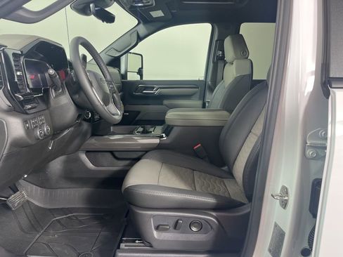 New 2026 Chevrolet Silverado 2500 ZR2 AWD/4WD image 23