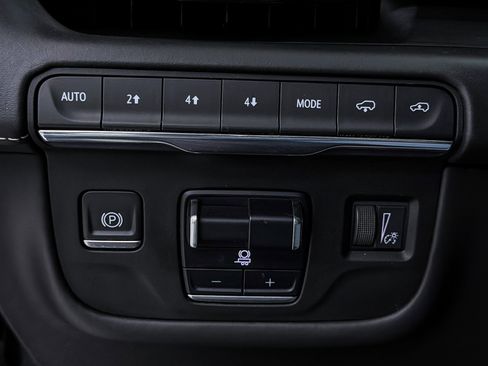 Used 2021 Cadillac Escalade Sport Platinum w/ Heavy-Duty Trailer Package image 34