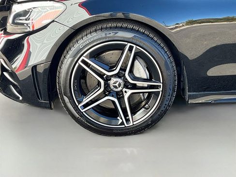 Used 2023 Mercedes-Benz C 300 4MATIC Coupe image 31