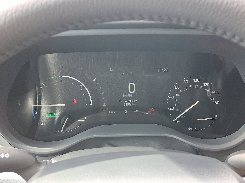 Used 2026 Toyota Sienna XLE FWD image 25