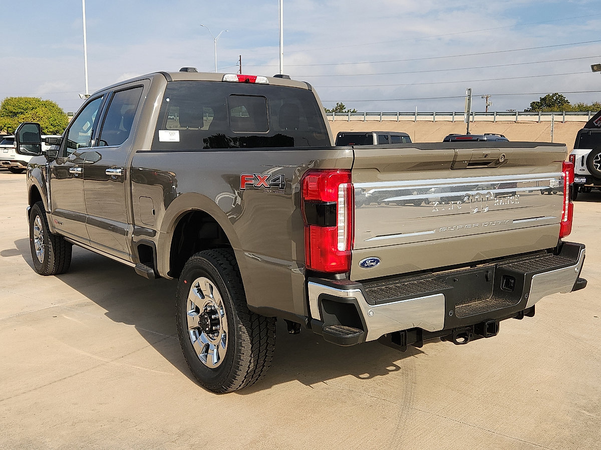 New 2026 Ford F250 King Ranch w/ Chrome Package AWD/4WD image 2