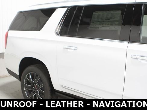 New 2025 GMC Yukon XL Denali w/ Sun & Power Step Package image 4