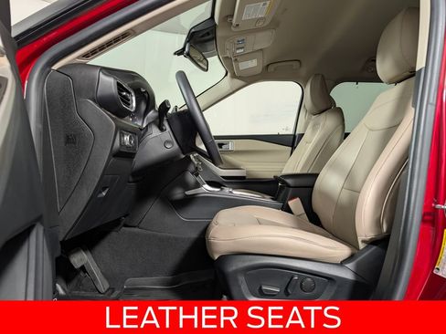 Used 2022 Ford Explorer Limited w/ Equipment Group 301A RWD image 10