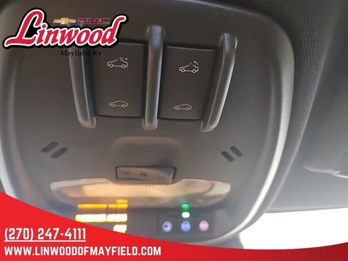 New 2026 Chevrolet Trax RS w/ Sunroof Package FWD image 27