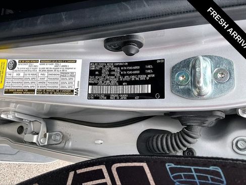 Used 2023 Toyota 4Runner Limited RWD image 18