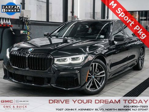 Used 2022 BMW 750i xDrive w/ Executive Package image 1