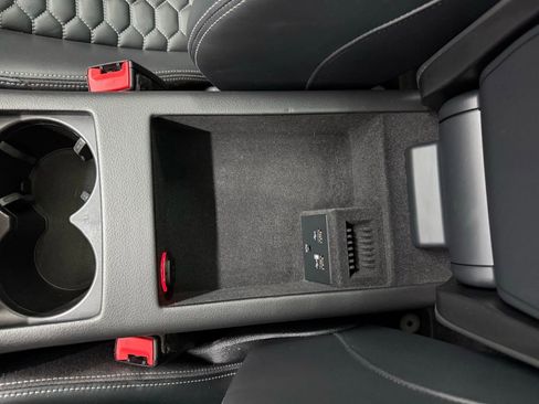 Used 2016 Audi RS 7 Prestige w/ RS 7 Dynamic Package image 35