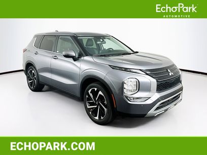 Used 2024 Mitsubishi Outlander SE