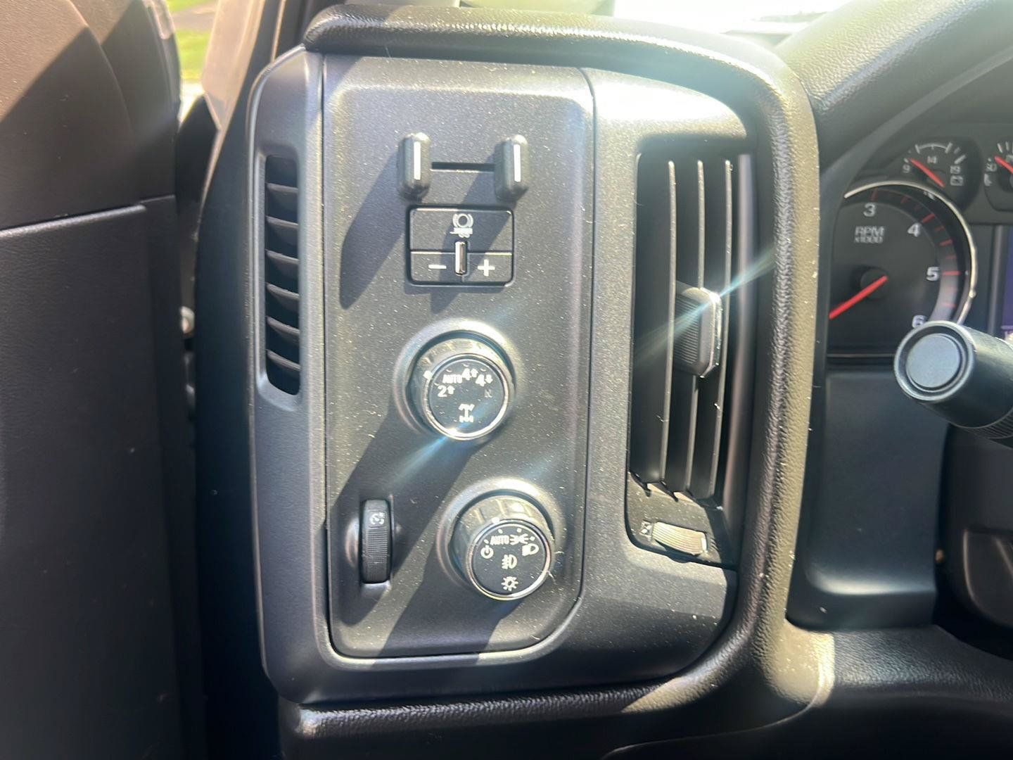 Used 2018 GMC Sierra 1500 4x4 Double Cab w/ Elevation Edition image 6