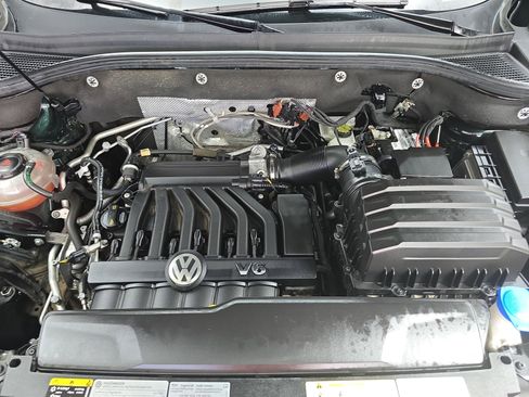 Used 2021 Volkswagen Atlas SE image 31