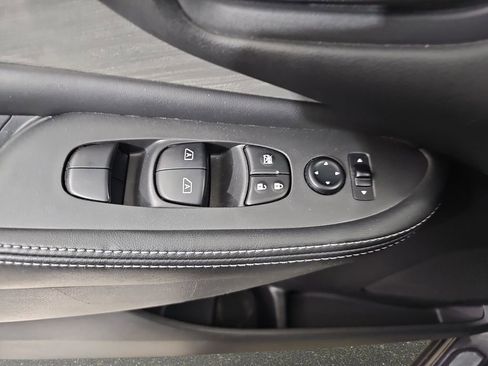 Used 2016 Nissan Murano S AWD/4WD image 30