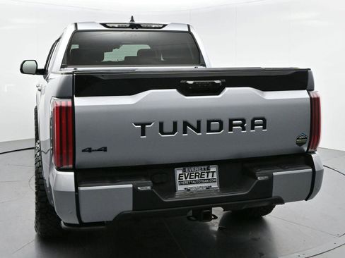 Used 2024 Toyota Tundra Platinum AWD/4WD image 5