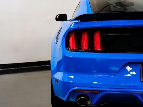 Used 2017 Ford Mustang GT image 42