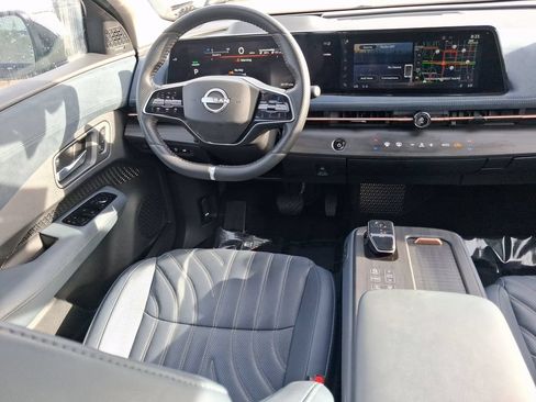 Used 2023 Nissan Ariya AWD/4WD image 15