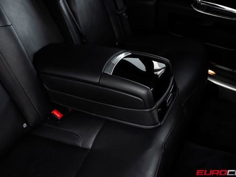 Used 2010 Rolls-Royce Ghost image 39