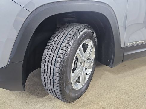 Used 2019 GMC Terrain SLE w/ Driver Convenience Package AWD/4WD image 37