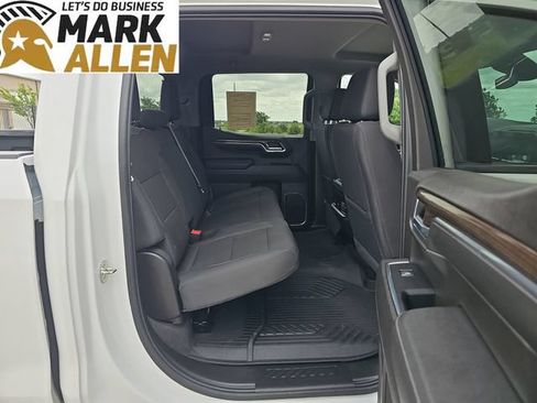 Used 2024 Chevrolet Silverado 1500 RST AWD/4WD image 26