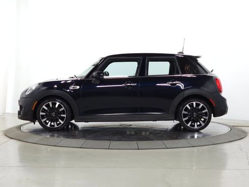 Used 2021 MINI Cooper S FWD image 4