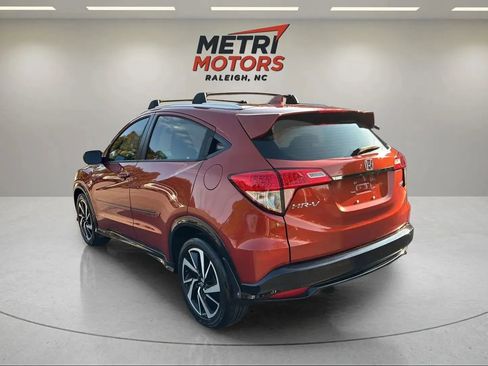 Used 2020 Honda HR-V Sport image 6
