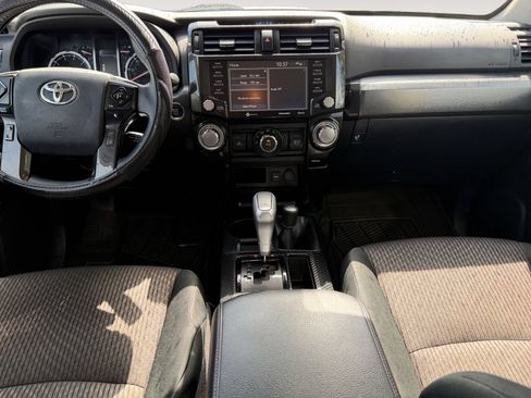 Used 2021 Toyota 4Runner TRD Off-Road AWD/4WD image 11