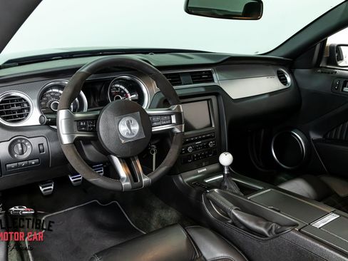Used 2013 Ford Mustang Shelby GT500 RWD image 71