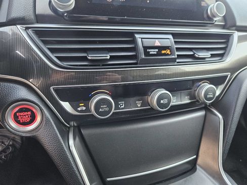 Used 2018 Honda Accord Sport image 20