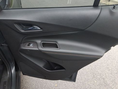 Used 2021 Chevrolet Equinox Premier image 25