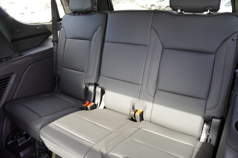 New 2026 Chevrolet Tahoe High Country AWD/4WD image 13
