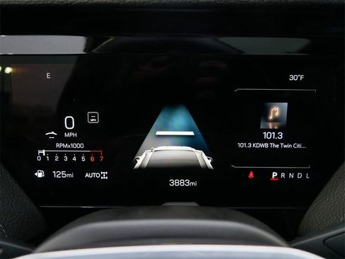 Used 2025 GMC Yukon Denali w/ Sun & Power Step Package image 27