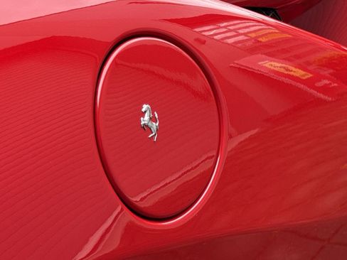 Certified 2022 Ferrari F8 Tributo RWD image 36